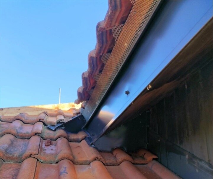 Obr. Kunu zastavia jedine mechanické zábrany v prístupových miestach, ktoré jej znemožnia vniknúť do strechy (autor Stavby Polná s.r.o.)